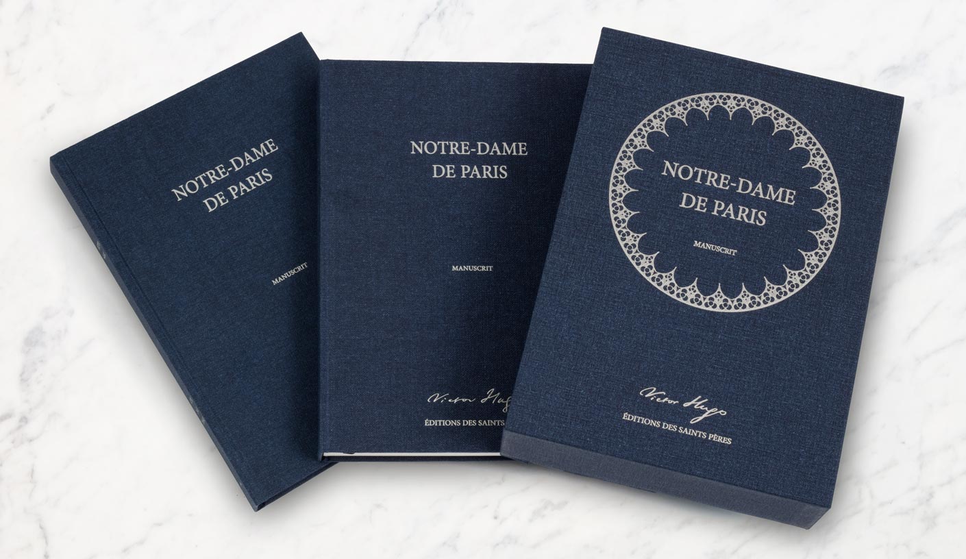 notre dame de paris, coffret et livres